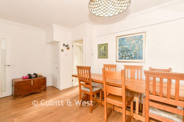 50, Ardingly Drive, Worthing photo 3