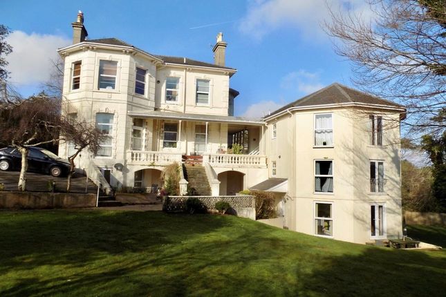Flat 8a Barrington House, Torquay photo 2
