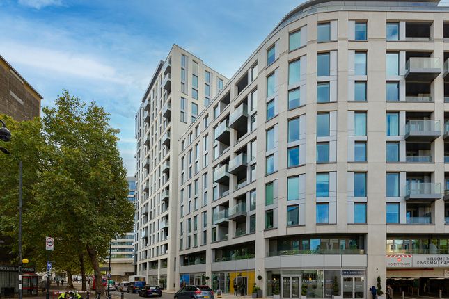 Flat for sale in Beadon Road, Hammersmith