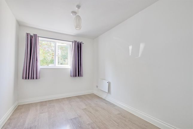 3 Drakes Court, High Street, Longstanton photo 4
