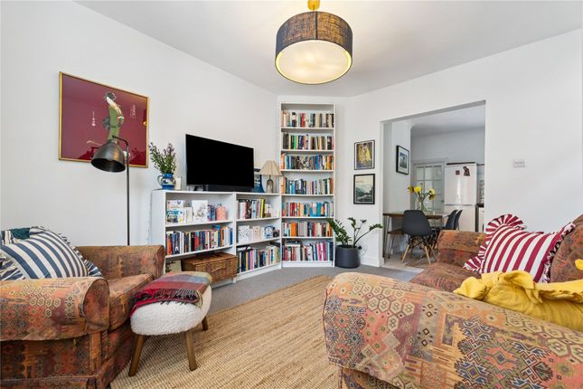 10, Limes Avenue, Barnes photo 4