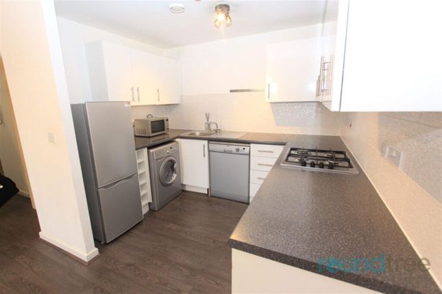 Lockwood Court, Borehamwood photo 2