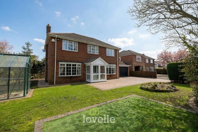 3, Walk Lane, Humberston photo 4