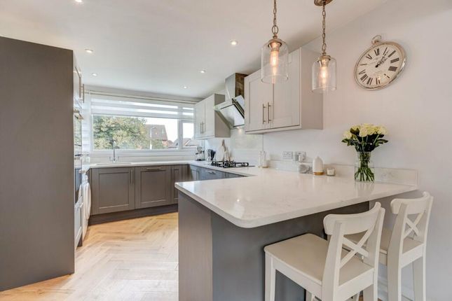 69, Chiltern Road, St. Albans photo 5