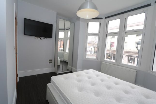 Room to rent in Brighton Road, Surbiton