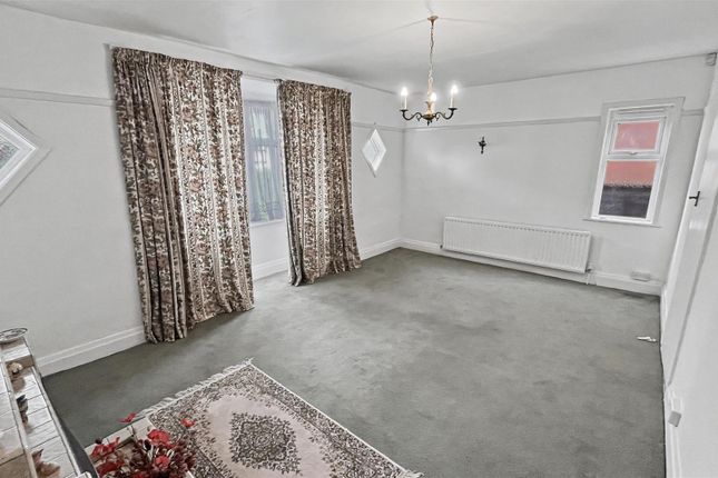 111, Doris Road, Birmingham photo 3