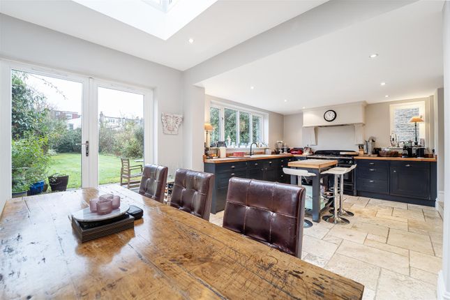 8, Waldeck Road, London photo 2