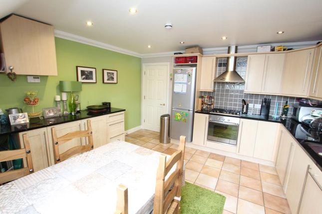 Flat 5, The Farmhouse, Woking photo 5