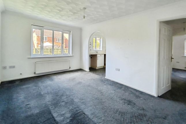38, Lawnwood Drive, Goldthorpe photo 3