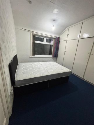 37, Boardman Road, Manchester photo 4