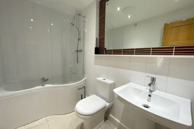 Empress House, Swansea photo 5