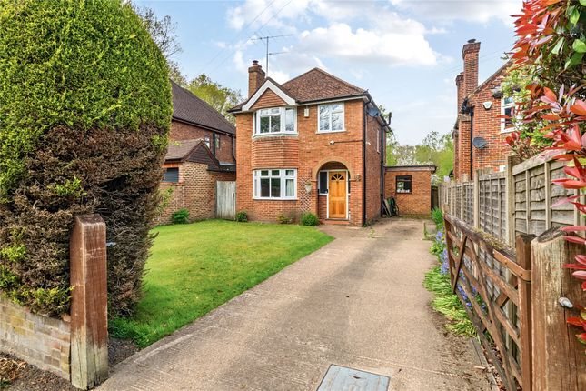 3-bed house on 2, Moor Lane, Surrey, £700,000