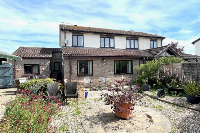 14, Caernarvon Way, Burnham-On-Sea photo 3