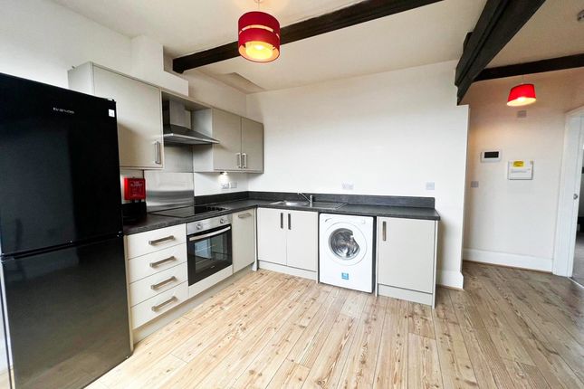 Thumbnail Flat to rent in Holderness Road, Hull