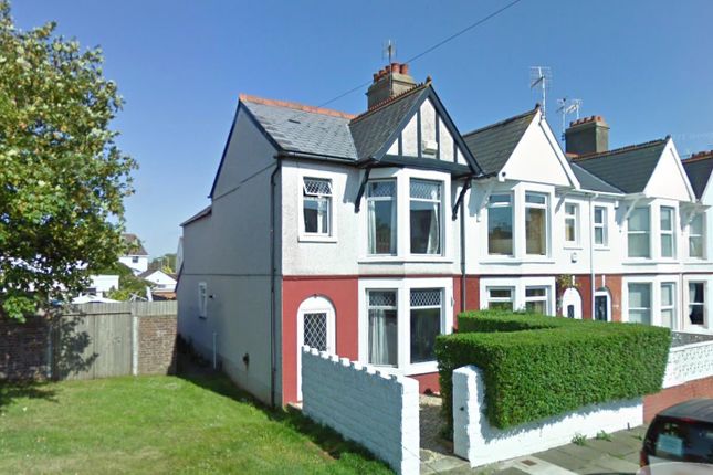 Thumbnail End terrace house for sale in Queens Avenue, Porthcawl
