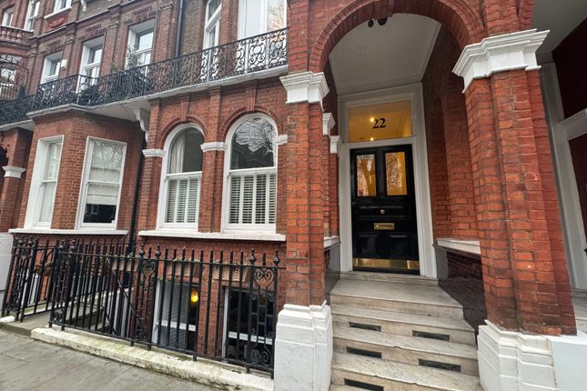 Flat to rent in Gledhow Gardens, London