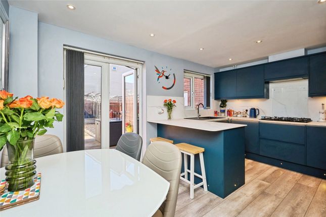 54, Snowberry Road, Isle of Wight photo 2