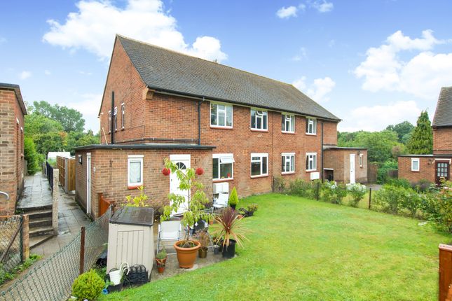 2-bed flat on Glenhurst Avenue, Ruislip, £400,000