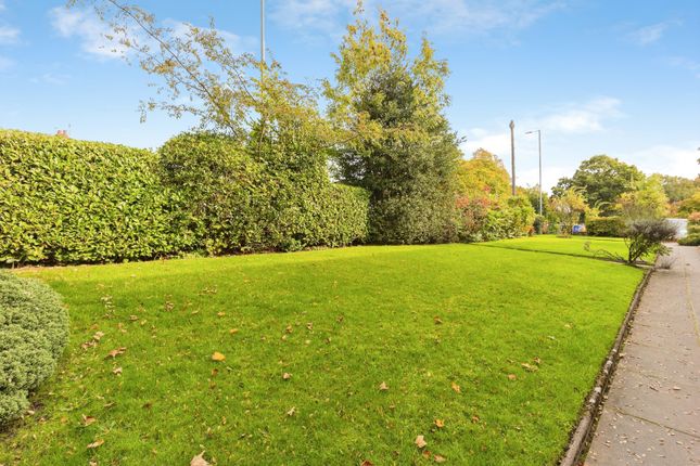 2-bed flat on Edge Lane, Greater Manchester, £140,000