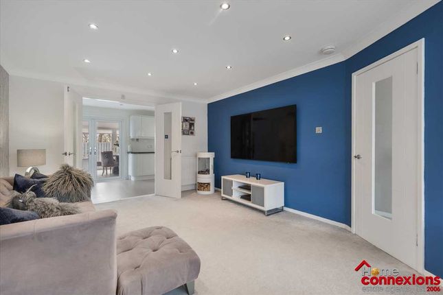 11, Strathconon Gardens, Hairmyres, EAST KILBRIDE photo 3