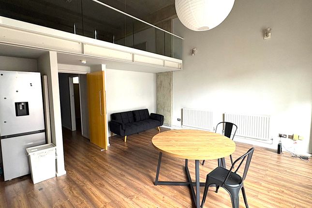 205, Kingsland Road, London photo 3