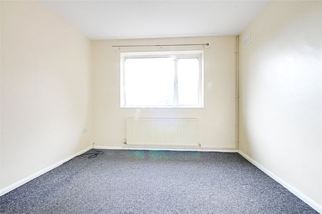 20, Wickham Close, Enfield photo 5