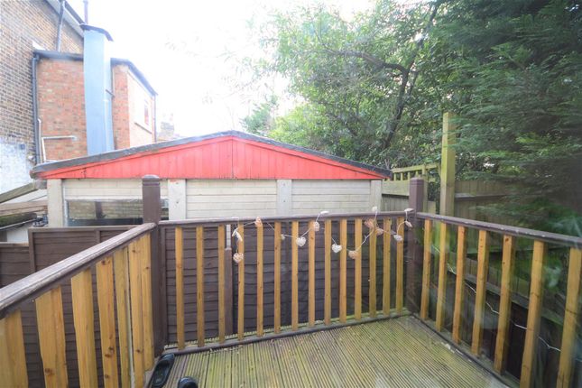 373B Archway Road, London photo 5
