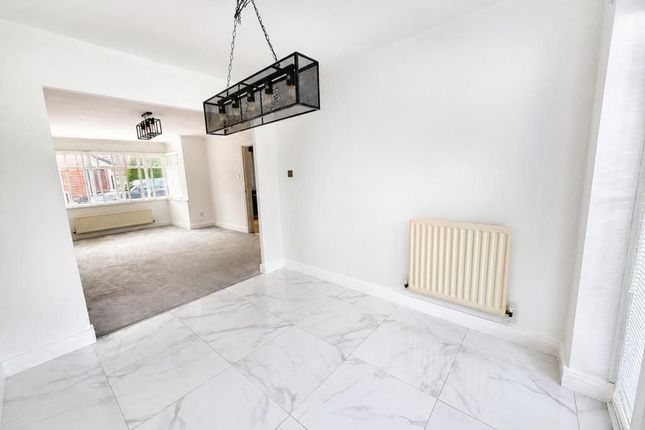 27 Castlemartin, Stockton-on-Tees photo 3