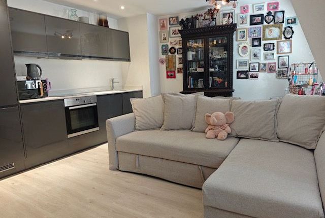 40,Flat 7, West Street, Dunstable photo 2