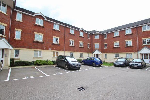 Thumbnail Flat to rent in Champs Sur Marne, Bristol
