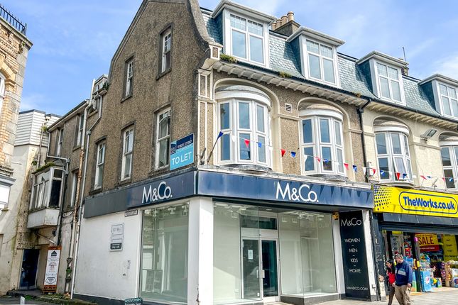Retail premises to let in 43 Bank Street, Newquay, Cornwall