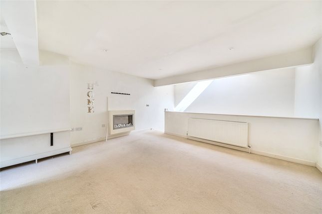 3, Granary Mews, Crediton photo 3