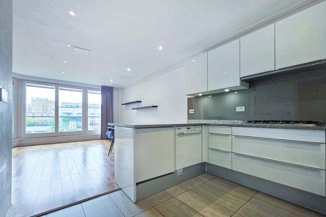 Westh Heath Place , Hodford Road, Hodford Road, London photo 3