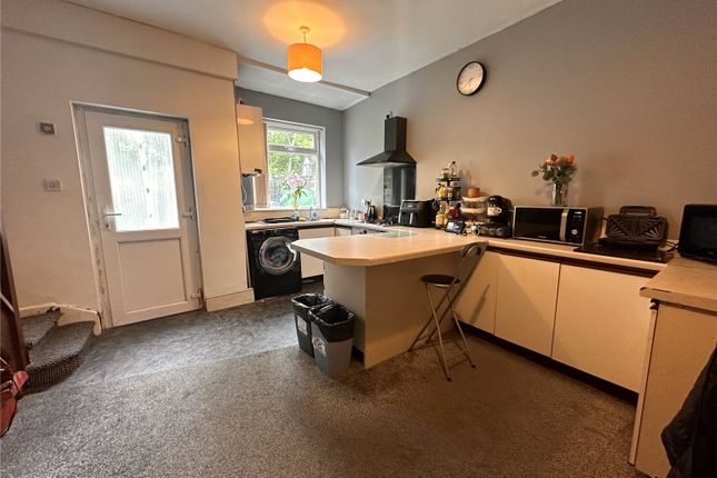 105, Higher Wood Street, Manchester photo 4
