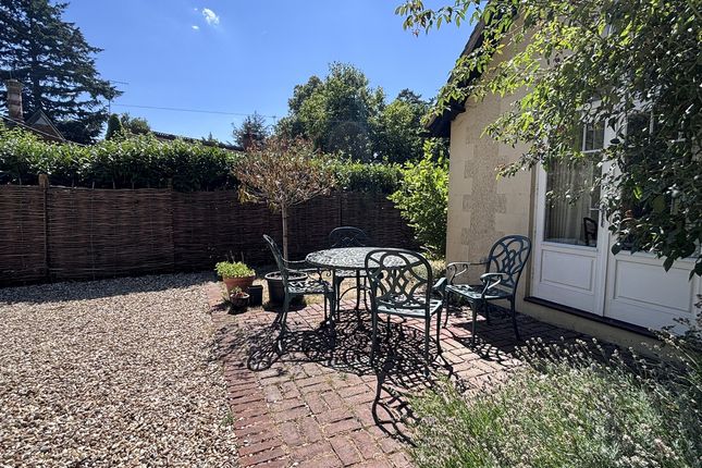 Laurel Cottage, Lambridge Lane, Henley-on-thames photo 4