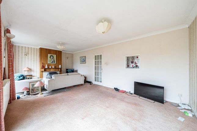 20, Bafford Approach, Cheltenham photo 3