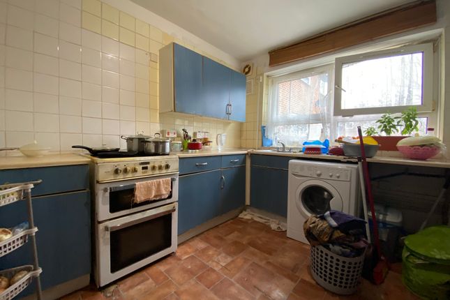 Flat for sale in The Clarksons, Boundary Road, Barking