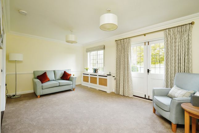 Flat for sale in Station Road, Shipton-Under-Wychwood, Chipping Norton