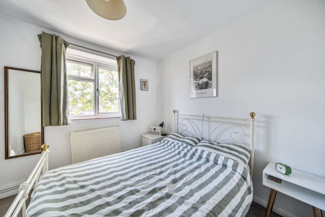 Flat 11, St. Georges Lodge,, Muswell Hill, London photo 4