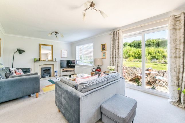 2, Sycamore Close, Devon photo 4