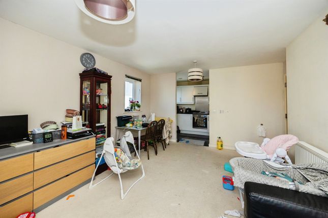 Flat 31, Lion House, Lion Terrace, Portsmouth photo 4