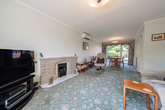 40 Crane Ley Road, Leicester photo 4