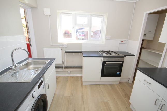 Flat to rent in Kings Drive, Wembley, Middlesex