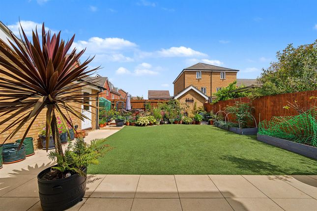 100, Apollo Avenue, Peterborough photo 4