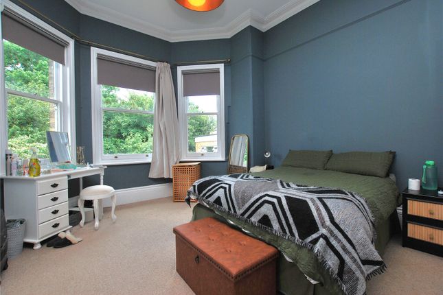 Clandon Road, Guildford photo 4