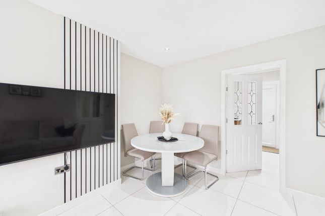57 Milton Street, Hamilton photo 4