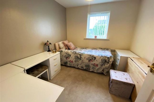 12 Sandringham Road, Birmingham photo 5
