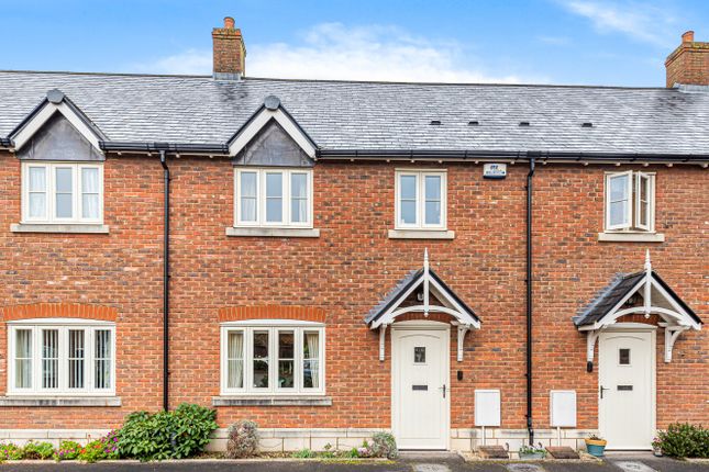 Thumbnail Terraced house for sale in Squires Court, Highworth