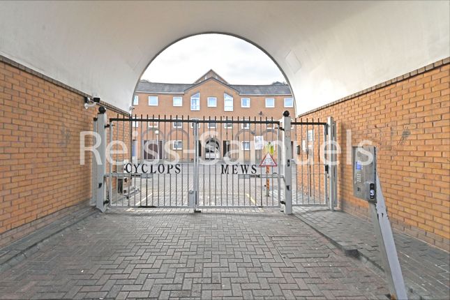 Thumbnail Town house to rent in Cyclops Mews, Isle Of Dogs, Canary Wharf, Isle Of Dogs, Canary Wharf, Docklands, London