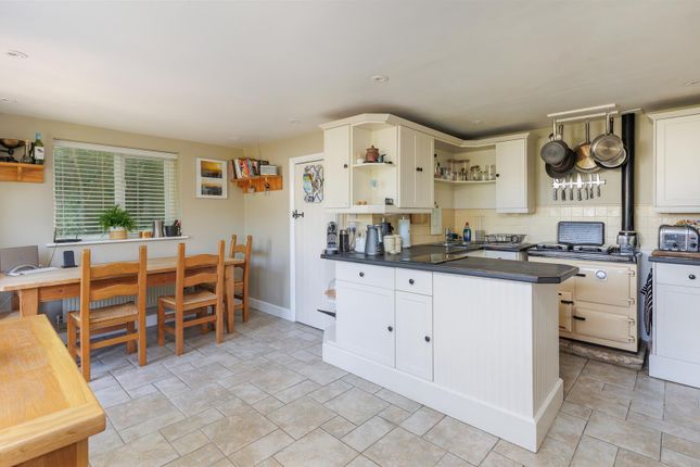 Millstream Cottage, Calbourne Lane, Newbridge photo 4